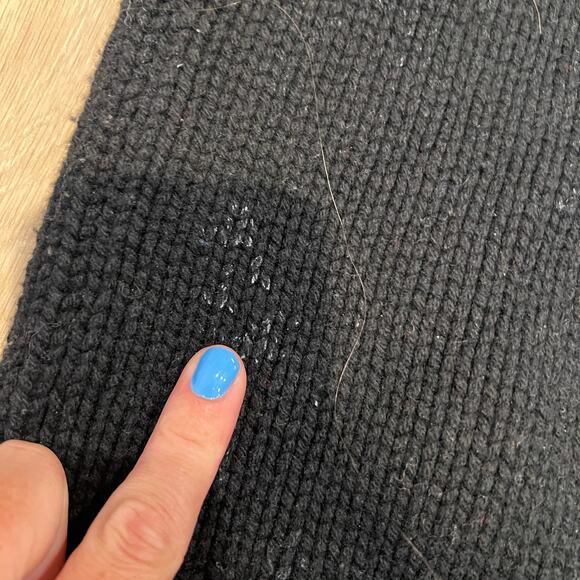 JW ANDERSON Women's Gothic Logo Chunky Knit Hoody Size XS In Black/Off White - Picture 8 of 11